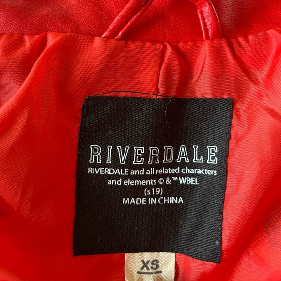 Jacket - Picture 6 of 11